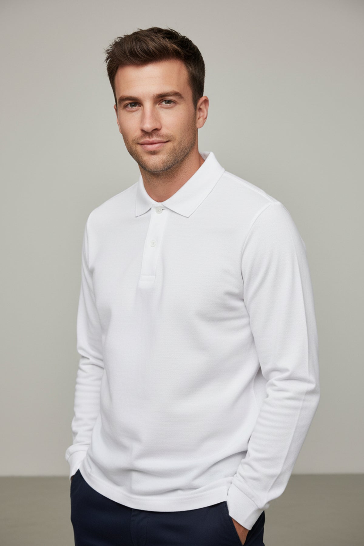 Polo Yaka Uzun Kollu Beyaz Tişört