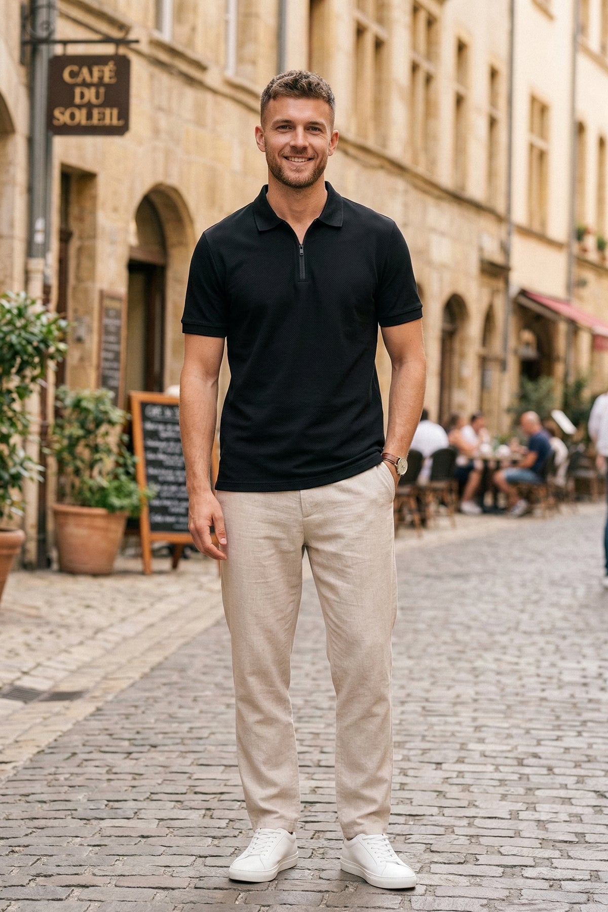 Polo Yaka Kısa Kollu Yarım Fermuarlı Siyah Tişört