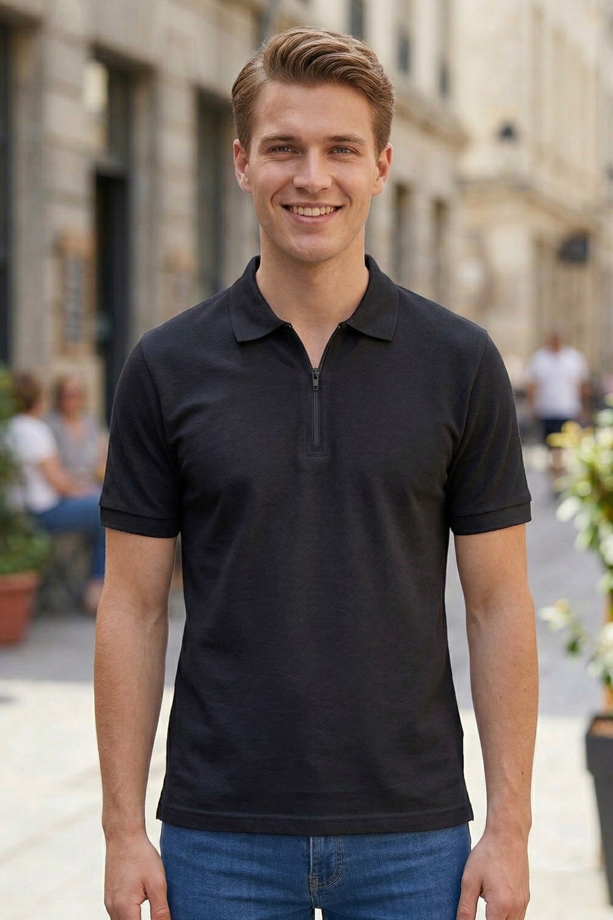 Polo Yaka Kısa Kollu Yarım Fermuarlı Siyah Tişört