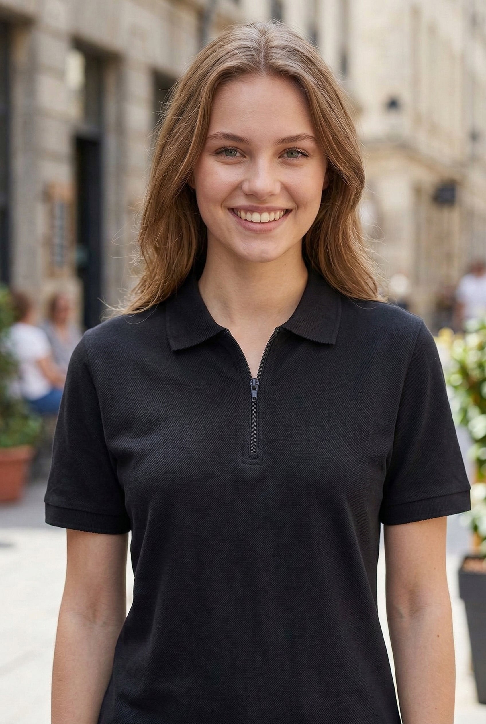 Polo Yaka Kısa Kollu Yarım Fermuarlı Siyah Tişört